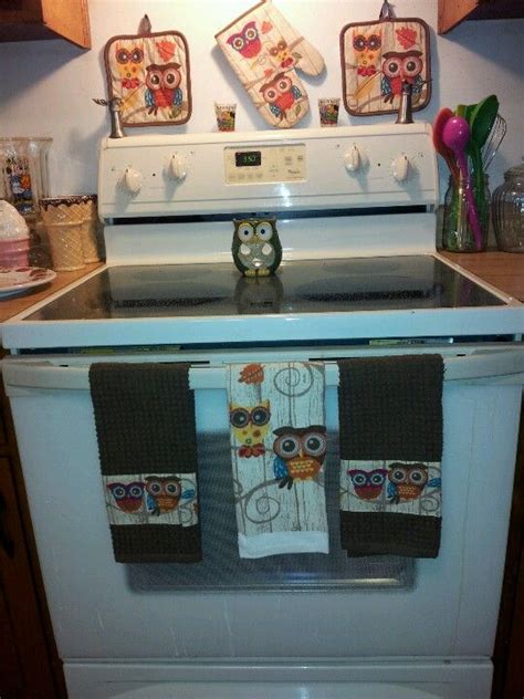 I Would Seriously Love To Have All This For My Stove Owl Kitchen Decor Owl Kitchen Kitchen