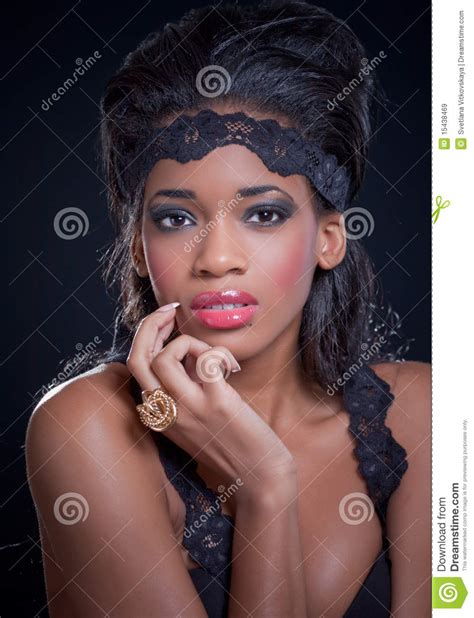 Belle Fille Américaine Noire Image Stock Image Du Vêtement Boucle
