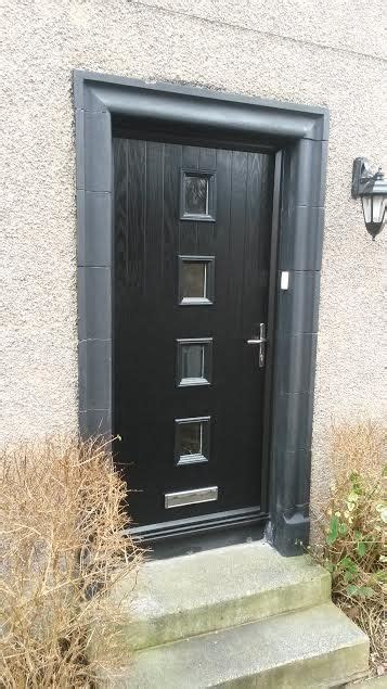 A composite door is an exterior door made from a variety of materials, allowing homeowners such as yourself why choose a rockdoor composite door? 4 Square Glazed Composite Front Door in Black | Composite ...