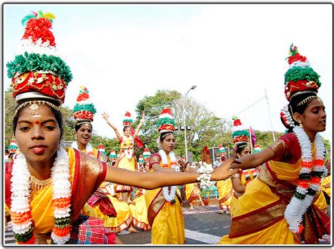 Most Famous Folk Dances Of India HubPages