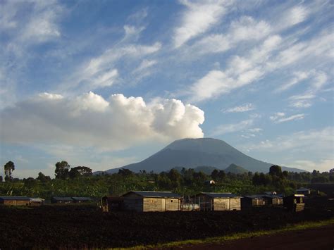 Goma Intenses Activités Des Volcans Nyamulagira Et Nyiragongo Radio