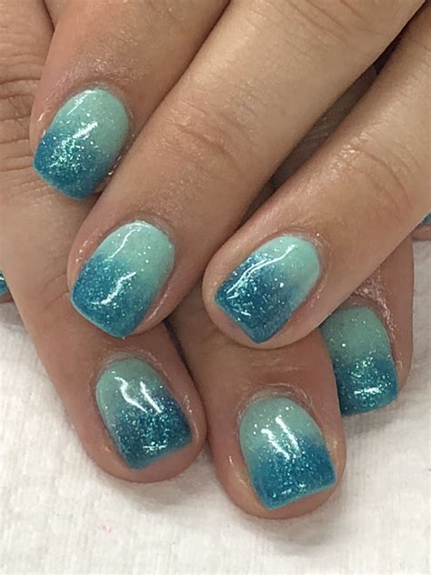 7 Stunning Summer Nail Designs For 2022 In Blue Color Cobphotos