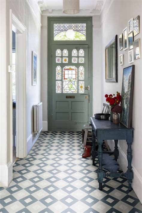 17 Design Ideas For Small Hallways Narrow Hallway Decorating