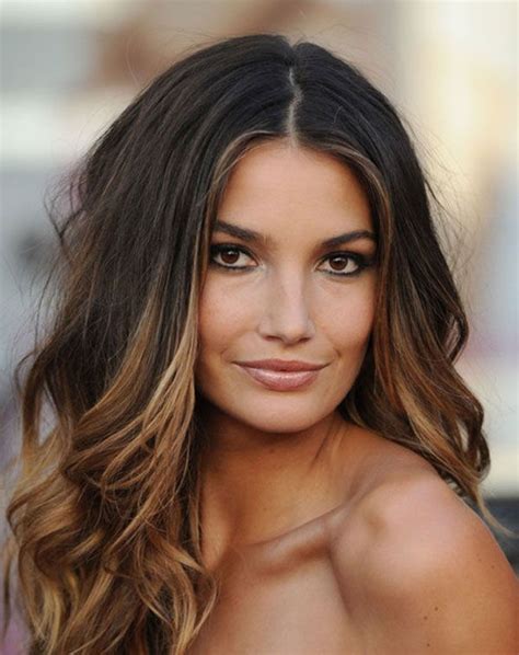 The thin caramel brown pieces have been mixed in with a chocolate shade for a flattering blended effect. 50 Stylish Highlighted Hairstyles for Black Hair 2017