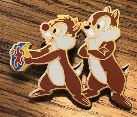 Disney Pin Chip And Dale Wdw Mickeys Super Star Trading Team Le Tail