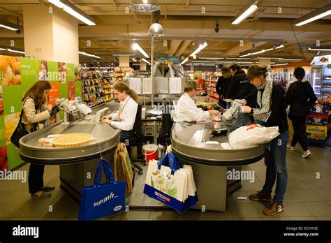 German Supermarket Cashier Hi Res Stock Photography And Images Alamy