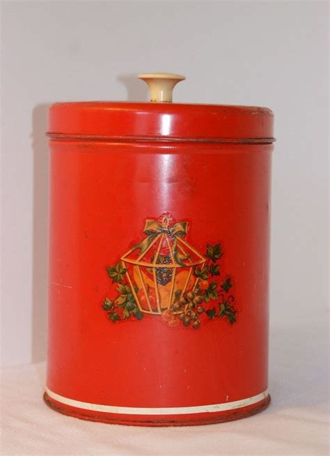 Vintage Red Tin With Lid By Prettyfultreasures On Etsy Etsy Vintage Tin