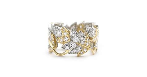 Tiffany And Co Schlumberger® Four Leaves Ring In 18k Gold With Diamonds