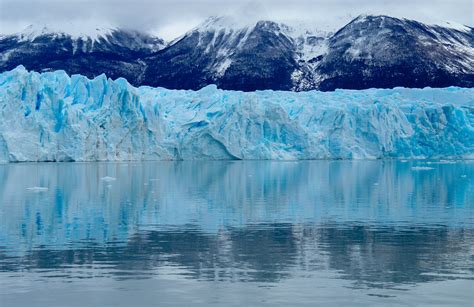 Perito Moreno - Argentina's Incredible Glacier - RunawayBrit