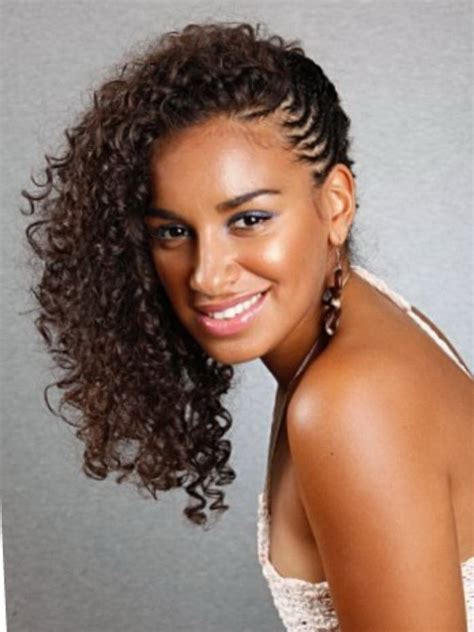 26 Really Cute Looks For Naturally Curly Hair Styles Weekly