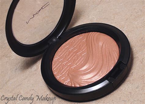 Mac Extra Dimension Skinfinish In Fairly Precious Magnetic Nude