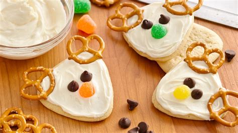 This christmas cookie collection includes the following: Frosted Reindeer Cookies recipe from Pillsbury.com