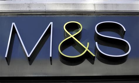 Mands Apologises After Muslim Assistant Refused To Sell Customer Alcohol