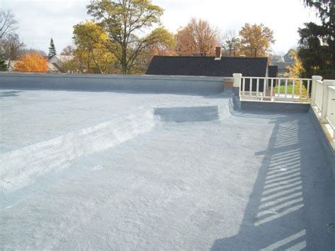 Pros And Cons Of Spray Polyurethane Foam Spf Roofing Systems