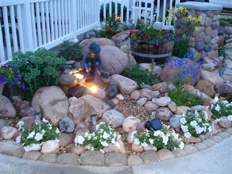 Adorable 55 Fabulous Front Yard Rock Garden Ideas