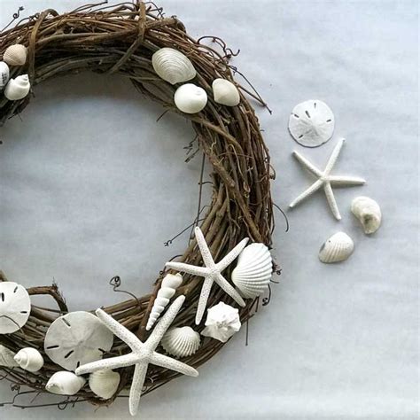 How To Make An Easy Diy Seashell Wreath Seashell Wreath Easy