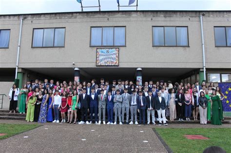 El Tapín Los Alumnos De 4º De Eso Del Ies Llanera Se Graduaron