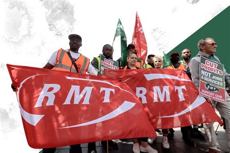 Rmt Pay Deal Rail Workers Stay Vigilant The Communist