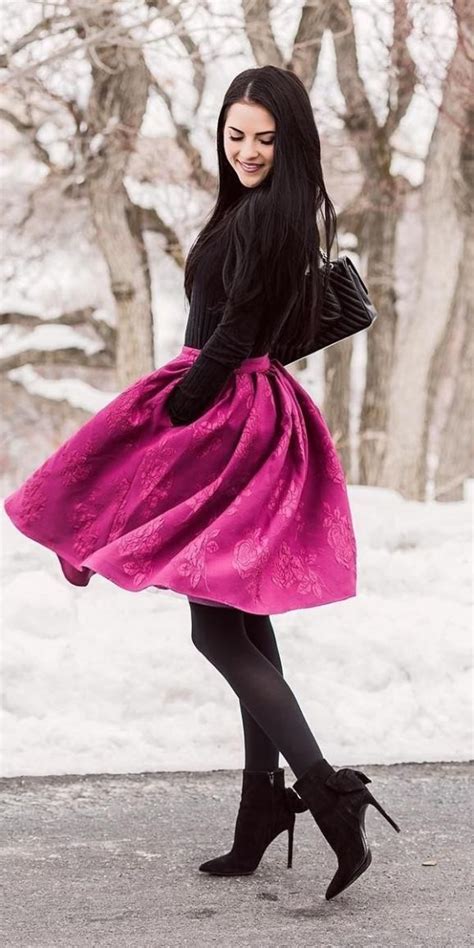 10 Classy Looks For A Winter Wedding Society19 Winter Wedding Guest