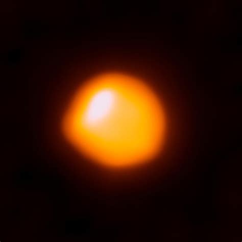 A Giant Star Is Acting Strange And Astronomers Are