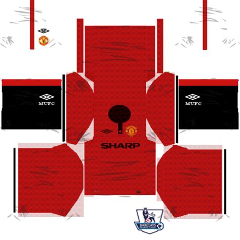 Luke shaw models manchester united's 2021/22 home shirt (image: Dream League Soccer Kits: Manchester United Retro Kits