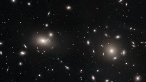 Hubble Spots Thousands Of Globular Clusters In Coma Galaxy Group