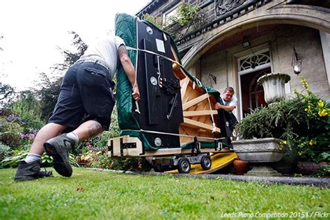 7 Reasons Why You Should Hire Professional Piano Movers Moving Tips
