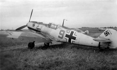 Asisbiz Messerschmitt Bf 109e3 9jg54 Yellow 9 Wnr 972 France 9th Sep