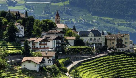 Alle aktuellen nachrichten zu tirol auf www.gmx.net ► informieren sie sich umfassend über tirol ► jetzt mehr lesen und mehr wissen! Tirol, South Tyrol | Tirol is a comune (municipality) in ...