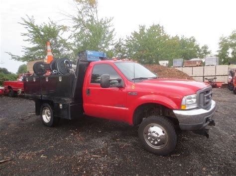 This is a super heavy duty truck, this is intended for heavy hauling. 2003 Ford F-450 Plow Truck used for sale