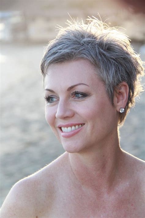 The 25+ best Short gray hairstyles ideas on Pinterest | Short gray hair, Grey hair for over 60 ...
