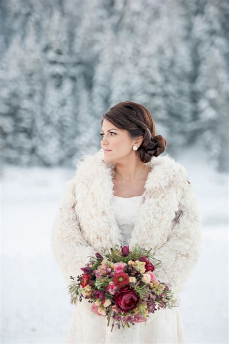 Awesome Wedding Coats For Winter Brides Best 23 Pictures