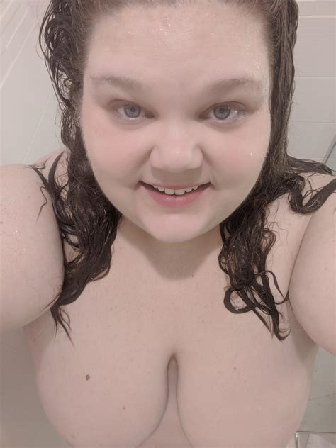 Hanging Out In The Shower Porn Pic Eporner