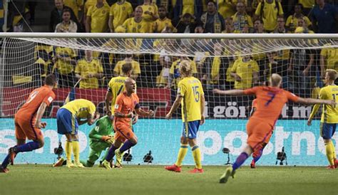 Dänemark muss gegen belgien ran, wo sie das spiel sehen. WM-Qualifikation Niederlande - Schweden: Livestream ...
