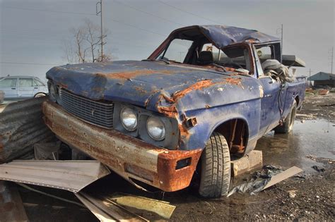 Download Old Vehicle Wreck HD Wallpaper