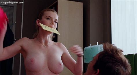 Betty Gilpin Nude The Fappening Photo 79137 FappeningBook