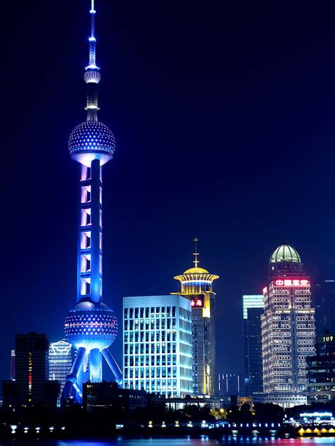 Free Photo Shanghai Oriental Pearl Tv Tower Night View Peoples