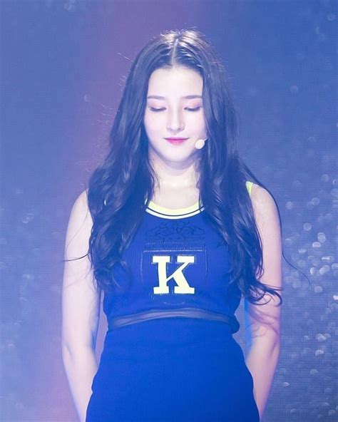 Instagram 上的 Momoland Nancy 낸시：「 Blue Angel 💜 ©to Owner 낸시 Nancy