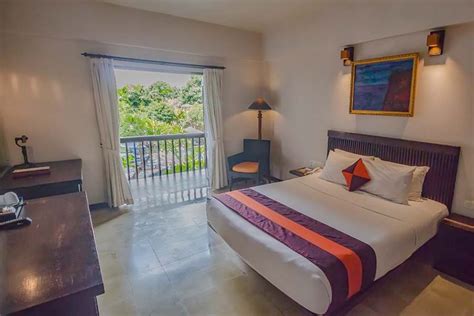 Deluxe Twin Room With 2 Queen Beds The Lokha Legian