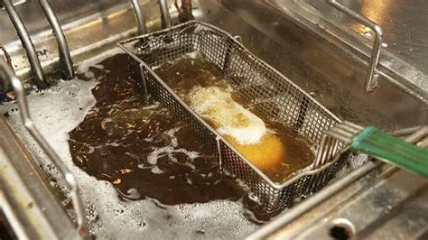 How Often Should You Change The Oil In A Deep Fryer 2022 Guide
