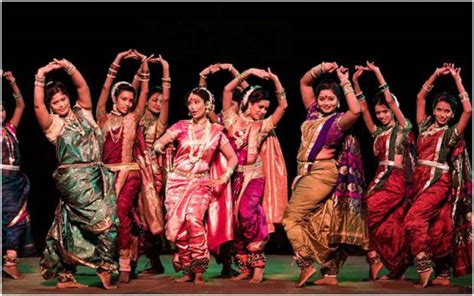 Lavani Folk Dance Information Dress Steps Origin Style