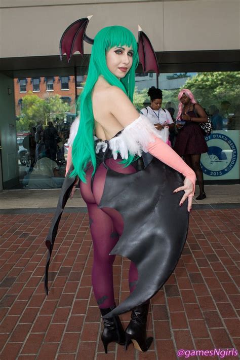 Captivating Morrigan Aensland Cosplay