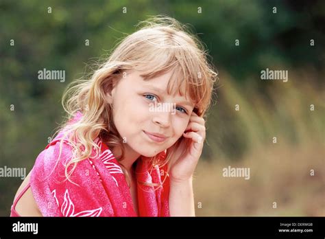 Kids Portrait Summer Hi Res Stock Photography And Images Alamy
