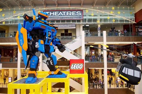 Lego Statue At The Mall Of America Mall Of America Mall America