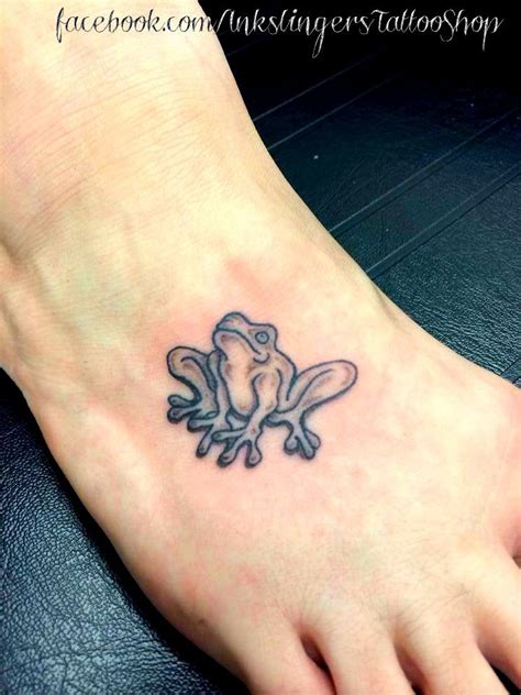 Ukulele tattoo frog tattoos types of guitar frog art cute frogs comic artist art drawings amazing 3d tattoos weird tattoos body art tattoos cool tattoos tatoos wicked tattoos sleeve. frog foot tattoo billyinkslinger | Tattoos | Pinterest