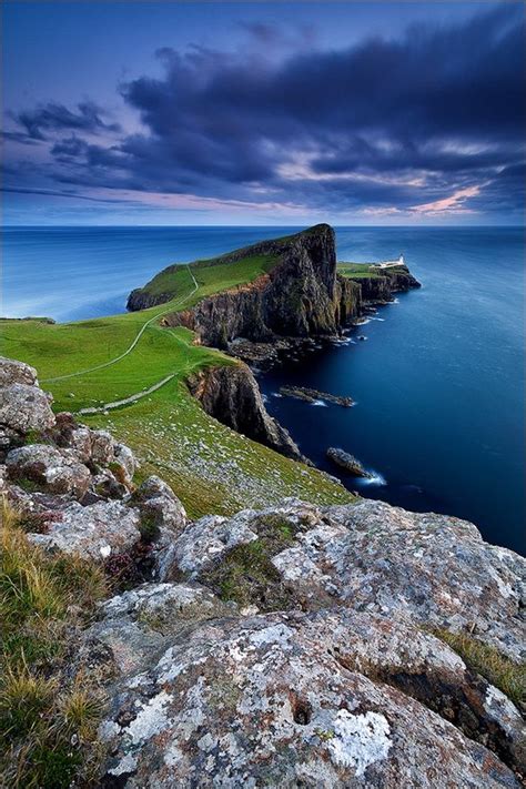 neist point on the duirinish peninsula isle of skye scotland cool places to visit places to