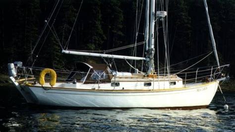 Annie 30 — Sailboat Guide