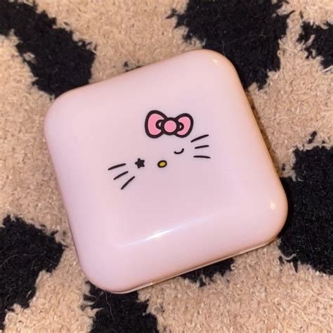 Hello Kitty Skincare Starface X Hello Kitty Pimple Patches Set Case