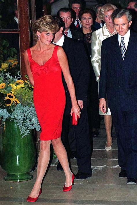 Princess Dianas 40 Most Amazing Gowns Princess Diana Dresses