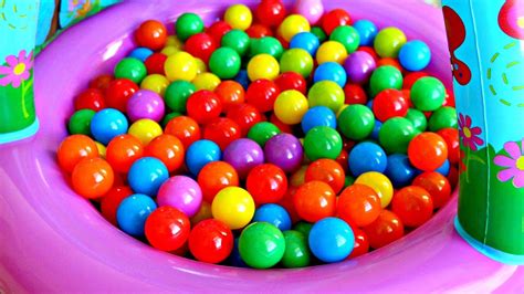Bolas De Colores Con Juguetes Para Niños Color Balls Poolmundo De